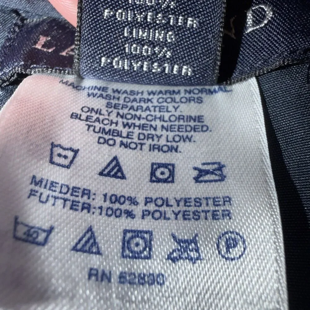 Lands End Shorts Mens XL 40-42 Blue Cargo Hiking Outdoor Swim Liner Belted Clasp